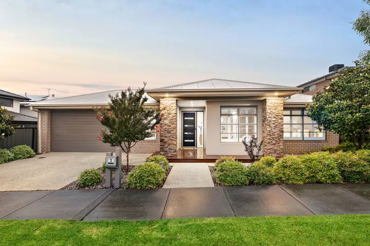 3 Hampstead Place, Craigieburn VIC 3064