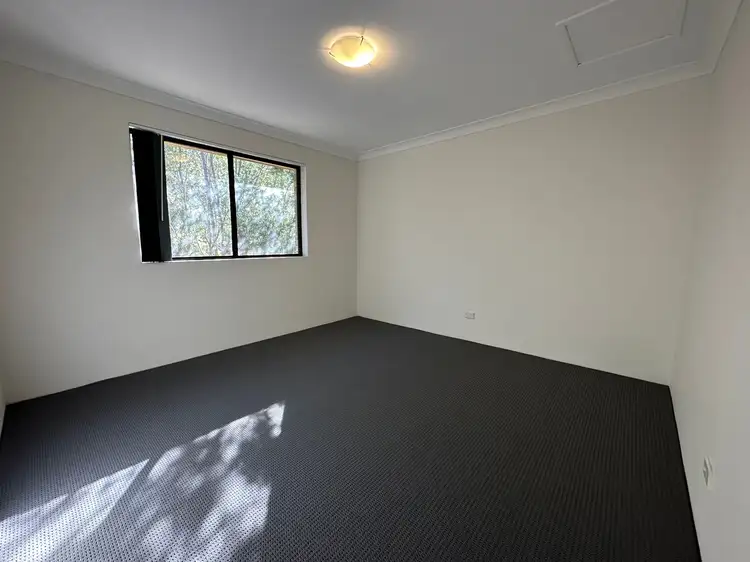 Fifth view of Homely unit listing, 4/12 Lobelia Close, Metford NSW 2323