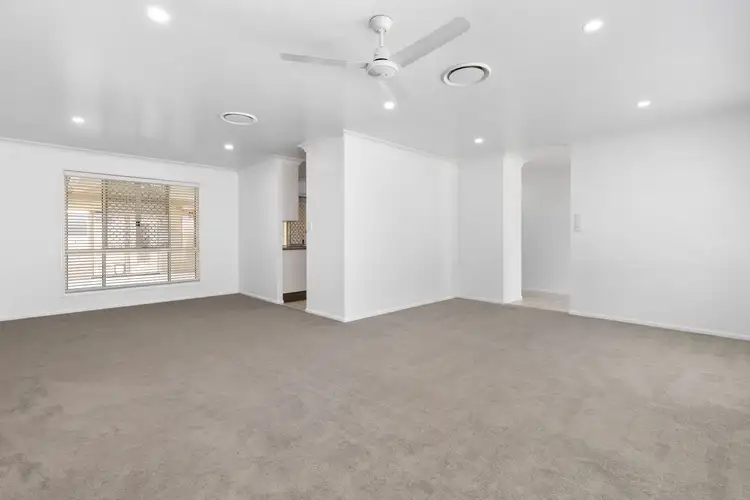 Sixth view of Homely house listing, 75 Crinum Crescent, Emerald QLD 4720