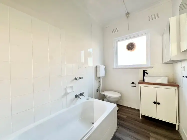 Sixth view of Homely apartment listing, 3/800 Warrigal Road, Malvern East VIC 3145