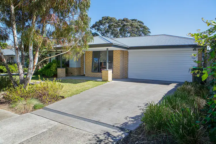 Main view of Homely unit listing, 1/6-8 Railway Road, Baxter VIC 3911