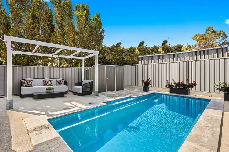 3 Nattai Crescent, Albion Park NSW 2527