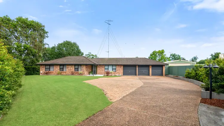 7 Dawson Avenue, Camden South NSW 2570