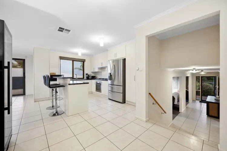 Sixth view of Homely house listing, 1 Hillcrest Court, Littlehampton SA 5250