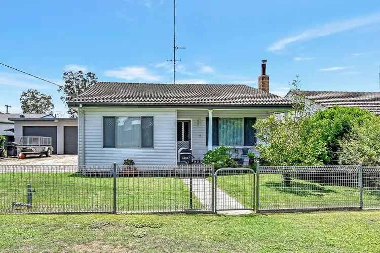 10 McFarlane Street