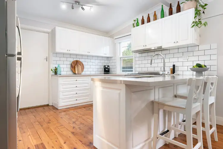 Sixth view of Homely house listing, 527 Nathan Avenue, Albury NSW 2640