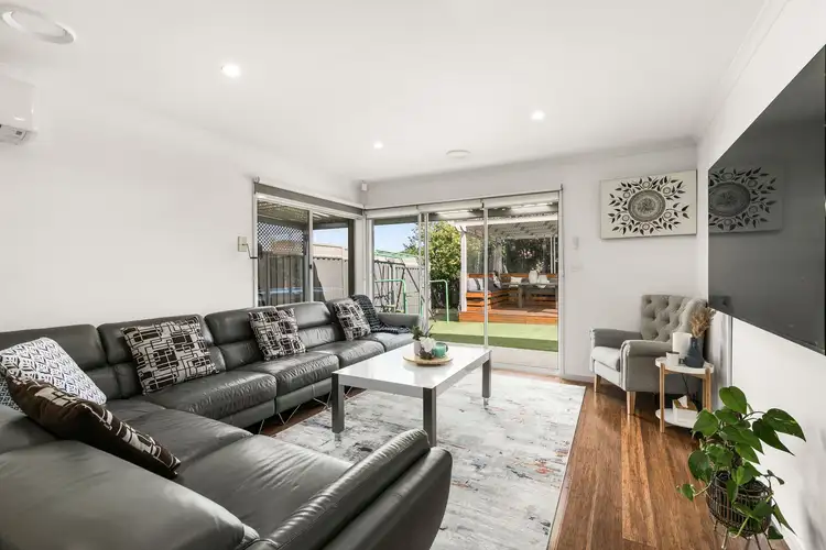 Second view of Homely house listing, 5 Moody Court, Roxburgh Park VIC 3064