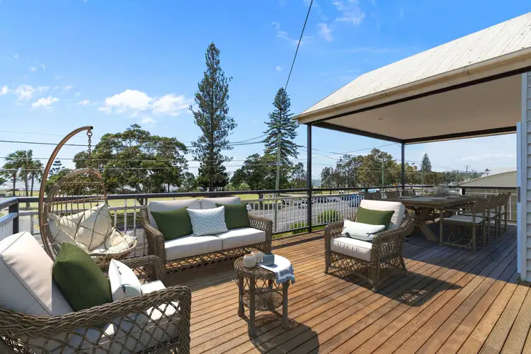 176 Flinders Parade, Sandgate QLD 4017
