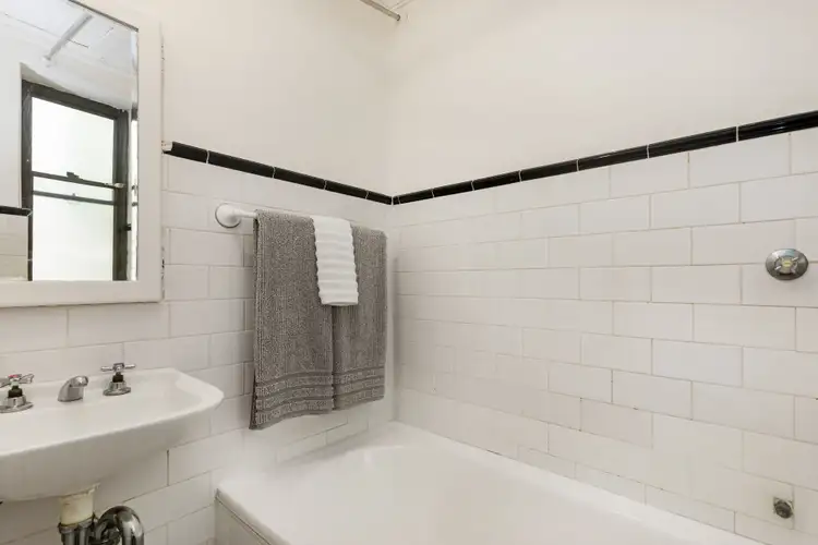 Sixth view of Homely studio listing, 207/117D Macleay Street, Potts Point NSW 2011