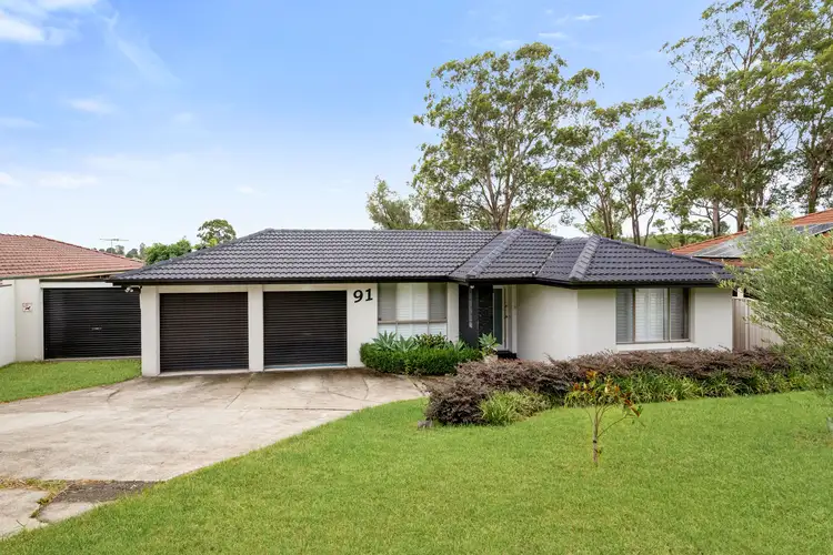 91 St Helens Park Drive, St Helens Park NSW 2560