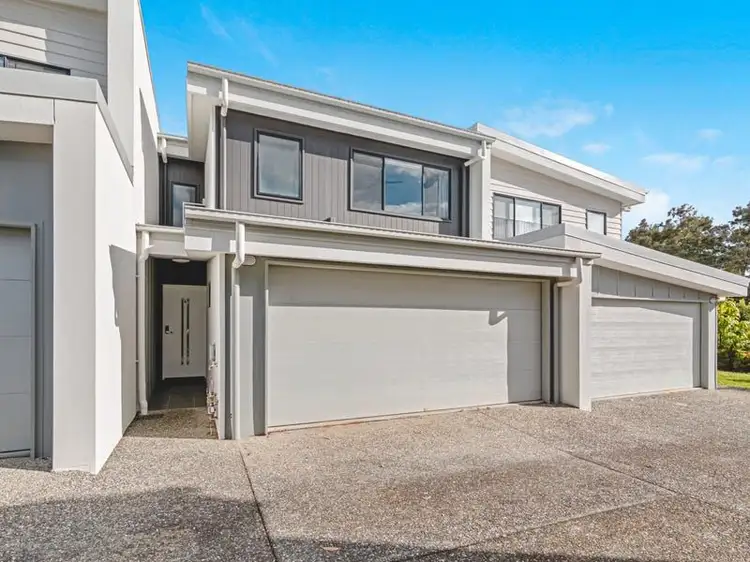 4/16 Nickel Street, Pimpama QLD 4209