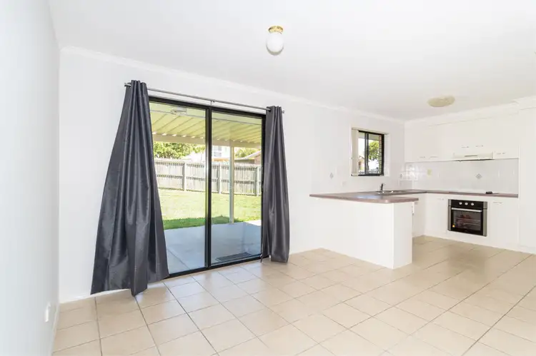 Fifth view of Homely house listing, 12 Glen Court, Point Vernon QLD 4655