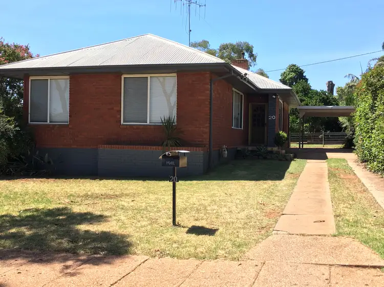 20 Mitchell Street, Parkes NSW 2870