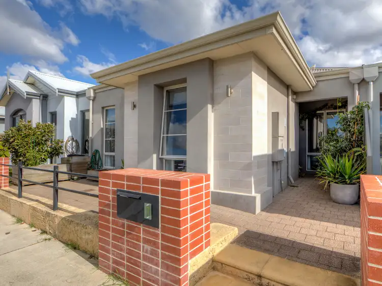 7 Howie Way, Caversham WA 6055