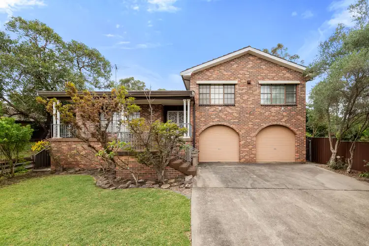 10 O'Malley Place, Glenfield NSW 2167