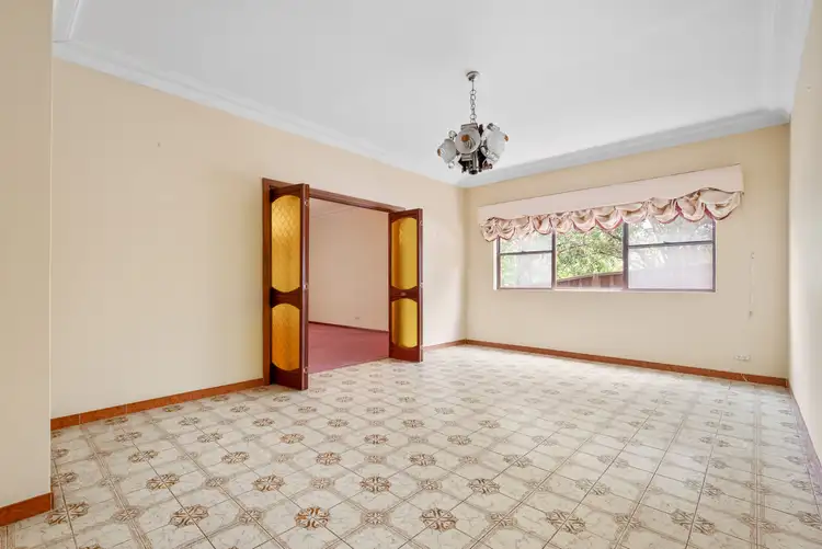 Fourth view of Homely house listing, 10 O'Malley Place, Glenfield NSW 2167