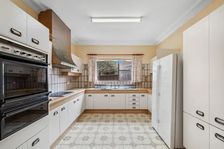 Sixth view of Homely house listing, 10 O'Malley Place, Glenfield NSW 2167