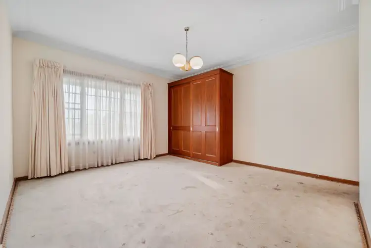 Seventh view of Homely house listing, 10 O'Malley Place, Glenfield NSW 2167