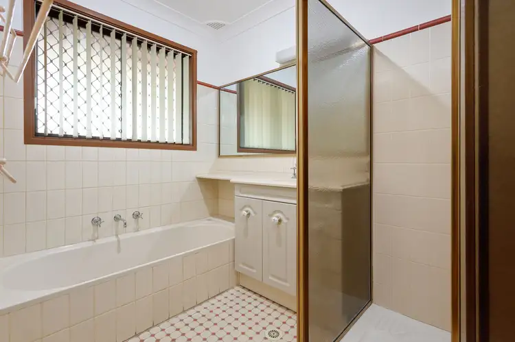 Sixth view of Homely house listing, 13 Day Avenue, Figtree NSW 2525