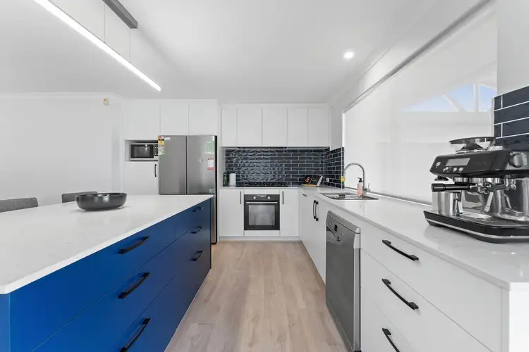 4 Pindana Way, Port Kennedy WA 6172