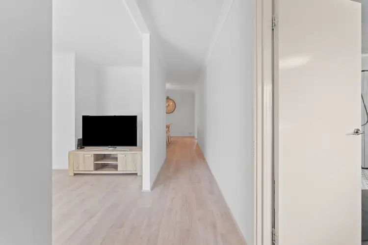 Second view of Homely house listing, 4 Pindana Way, Port Kennedy WA 6172