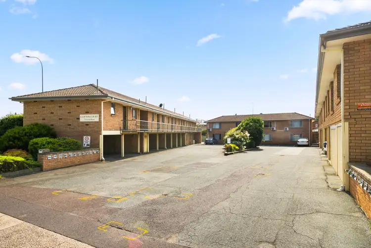 16/2 Donald Road, Queanbeyan NSW 2620
