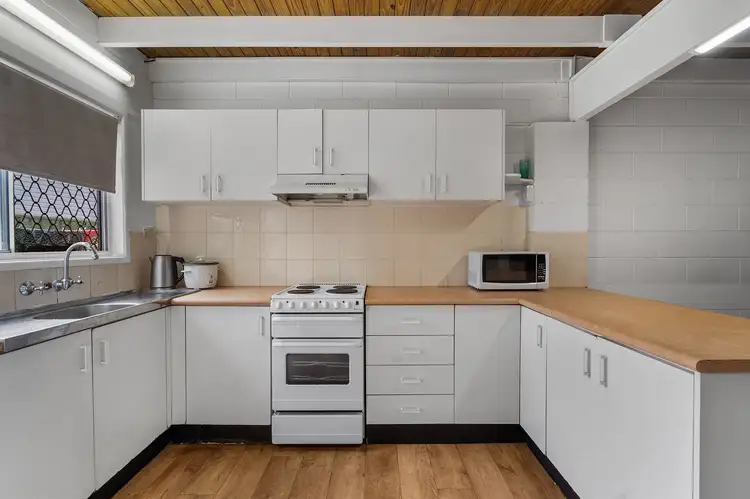 4/26 North Road, Woodridge QLD 4114