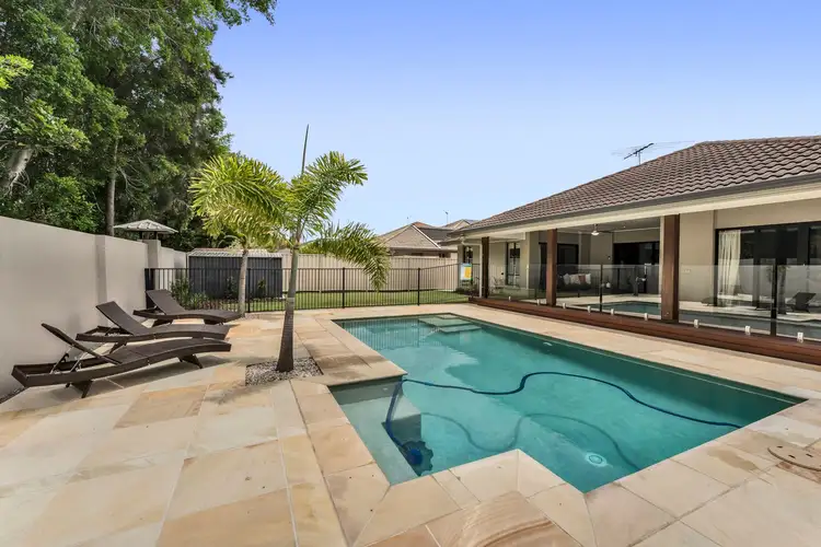 12 Freya Court, Newport QLD 4020