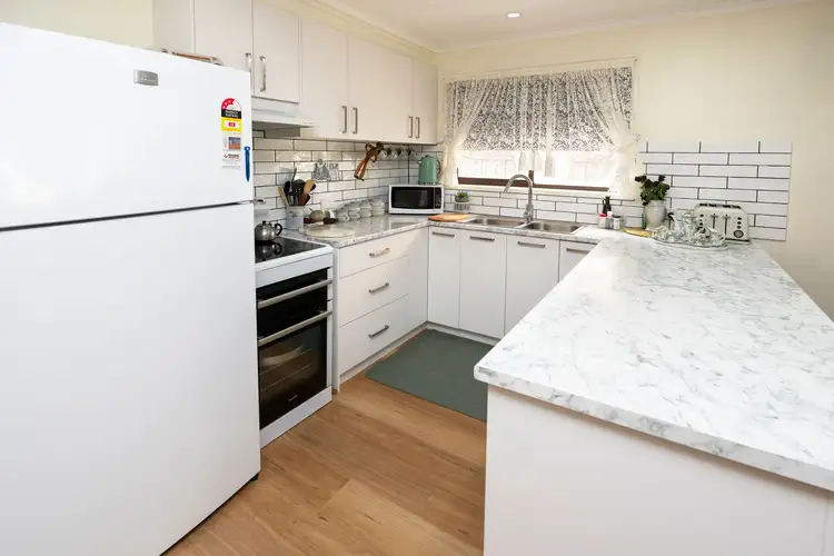 Sixth view of Homely house listing, 24 Domaille Crescent, Swan Hill VIC 3585