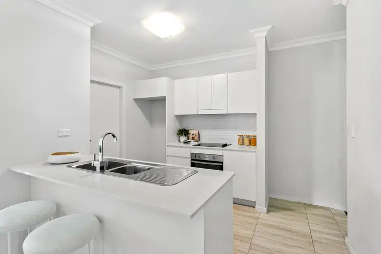 Third view of Homely villa listing, 27/15 Park Avenue, Helensburgh NSW 2508