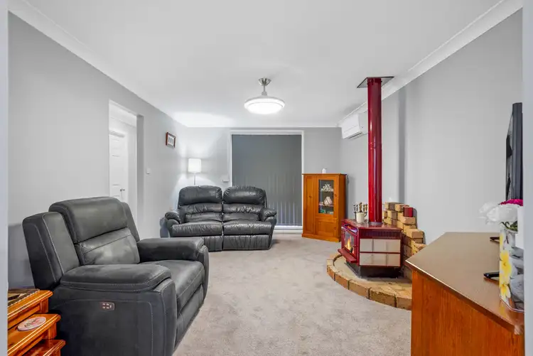 Fifth view of Homely house listing, 4 Seaton Crescent, Cranebrook NSW 2749