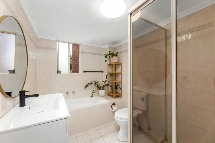 Fifth view of Homely apartment listing, 6/19-21 Kiora Road, Miranda NSW 2228