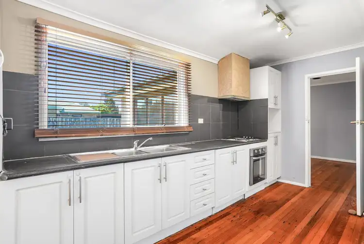 Fifth view of Homely house listing, 2 Mount Eagle Way, Wyndham Vale VIC 3024