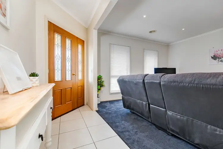 Fifth view of Homely house listing, 2 Canterbury Drive, Mildura VIC 3500