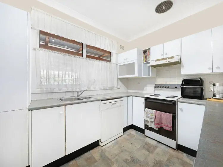 Third view of Homely house listing, 10 Cleverdon Crescent, Figtree NSW 2525