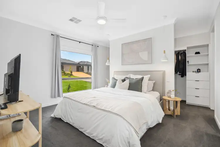 Second view of Homely house listing, 7 Vermont Road, Seaford Heights SA 5169