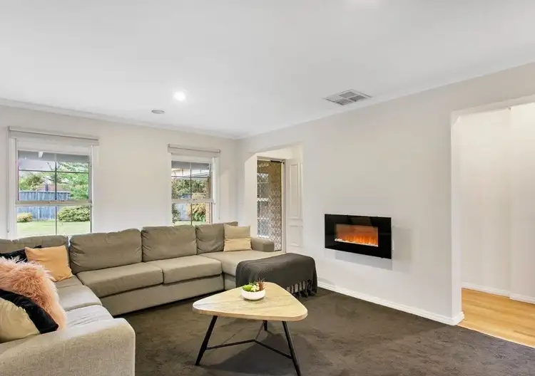 Fourth view of Homely house listing, 2 Petrel Place, Berwick VIC 3806