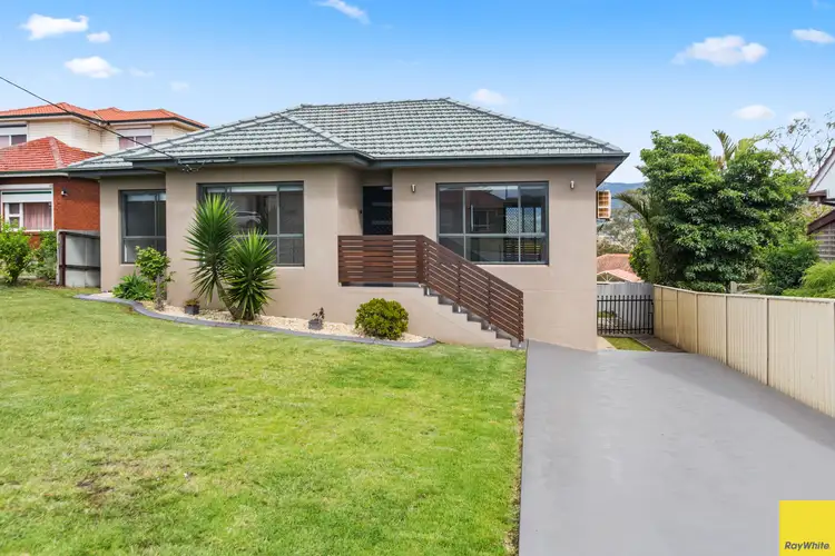 348 Princes Highway, Dapto NSW 2530