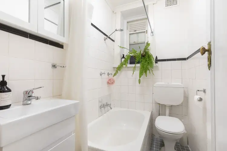 Fifth view of Homely apartment listing, 4/42 Bayswater Road, Rushcutters Bay NSW 2011
