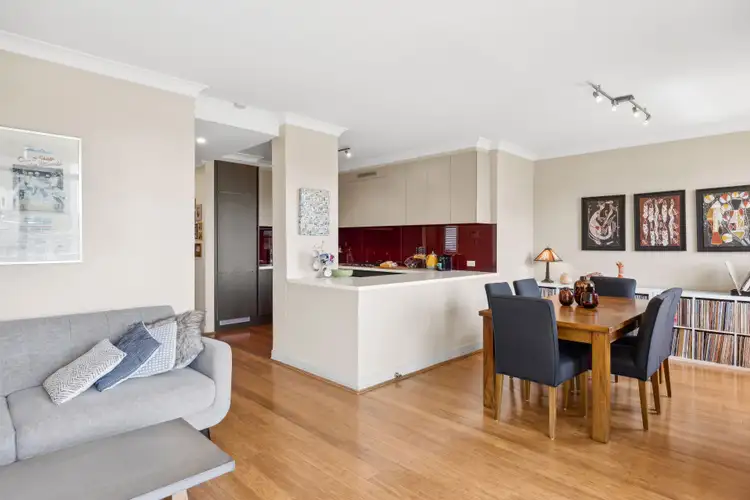Sixth view of Homely apartment listing, 17/12-20 Rosebank Street, Darlinghurst NSW 2010