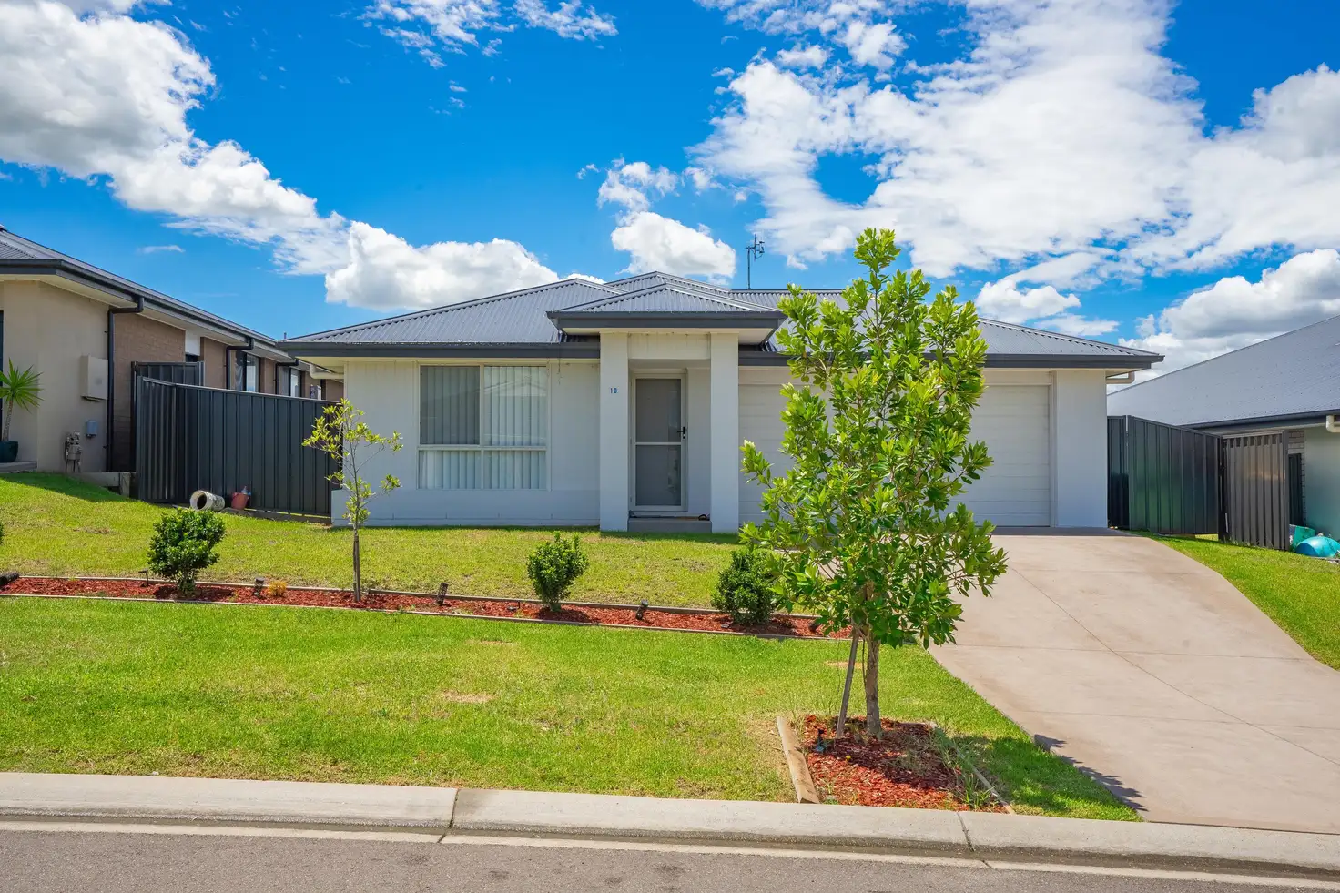 Main view of Homely house listing, 10 Crestwood Road, Thornton NSW 2322