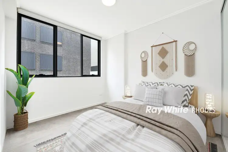 Third view of Homely apartment listing, 2/2 Bouvardia Street, Asquith NSW 2077