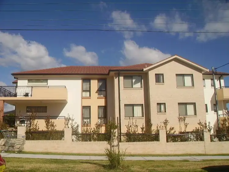 15/8-10 Melanie Street, Bankstown NSW 2200