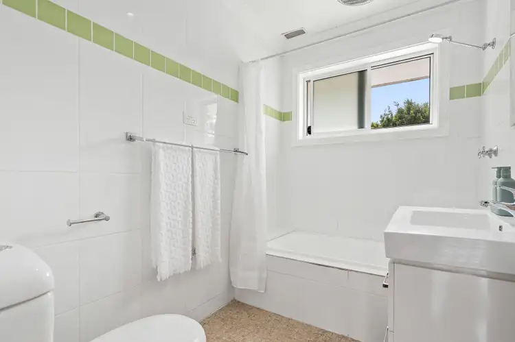 Sixth view of Homely townhouse listing, 1/56 Foothills Road, Balgownie NSW 2519