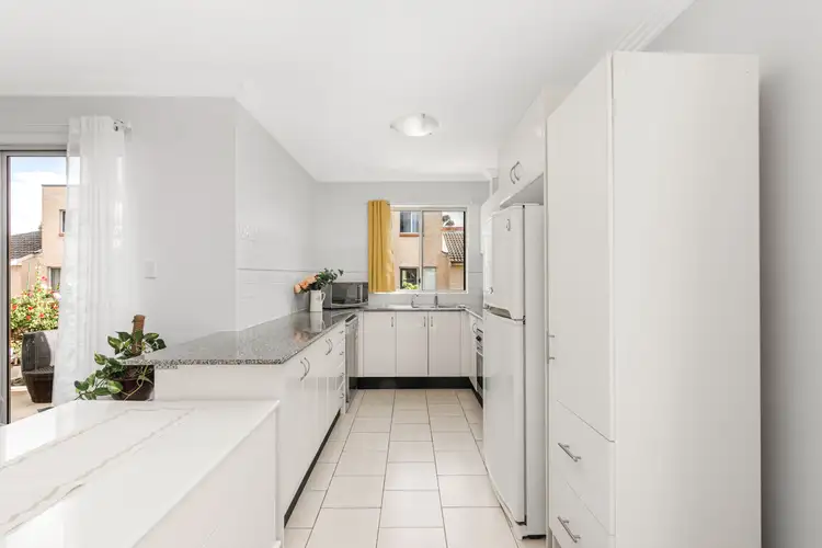 Fifth view of Homely apartment listing, 15/2 Conie Avenue, Baulkham Hills NSW 2153