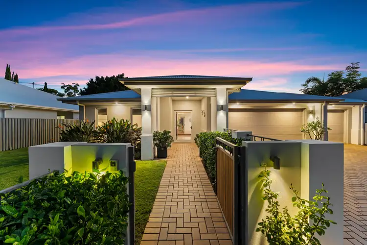 3 Burns Close, Eight Mile Plains QLD 4113