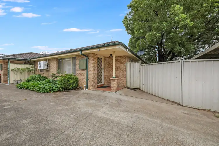 2/126 Orchard Road, Chester Hill NSW 2162