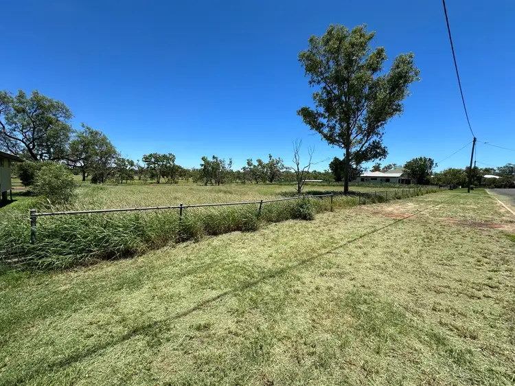 25 Galatea Street, Charleville QLD 4470