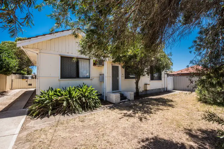 49 Whitfield Street, Beachlands WA 6530