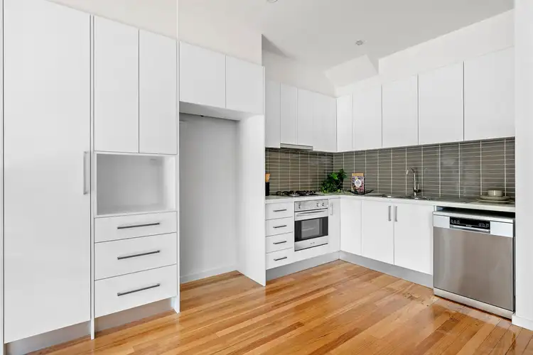 Third view of Homely townhouse listing, 4/33 William Street, Glenroy VIC 3046